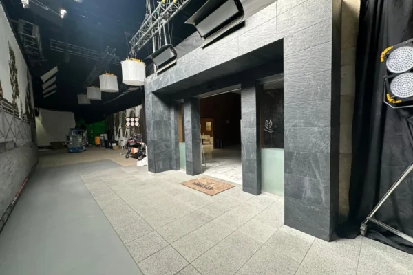 decorado-zonas-comunes-mueros-sl-escenografia-proes (3)